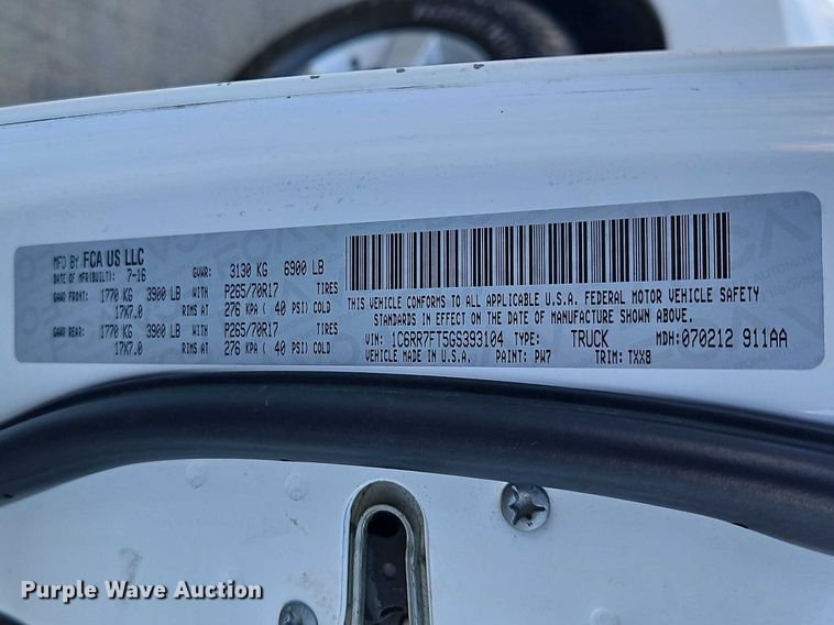 image for item EO7146 2016 RAM 1500 Ext. Cab pickup truck