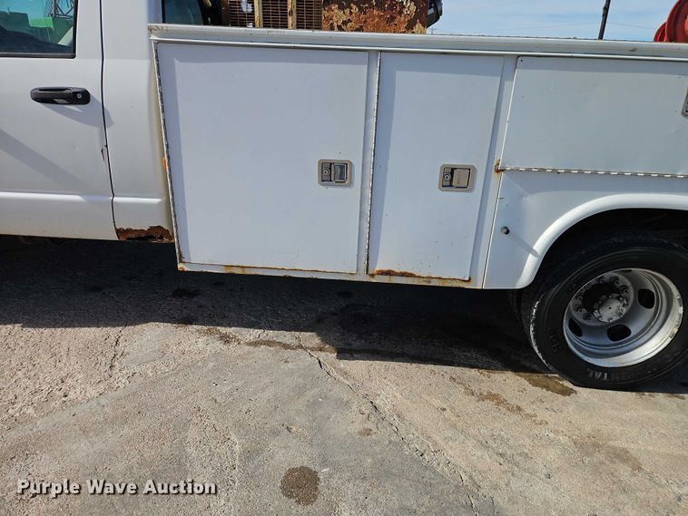 image for item EO7149 2008 Dodge Ram 5500 utility / service truck