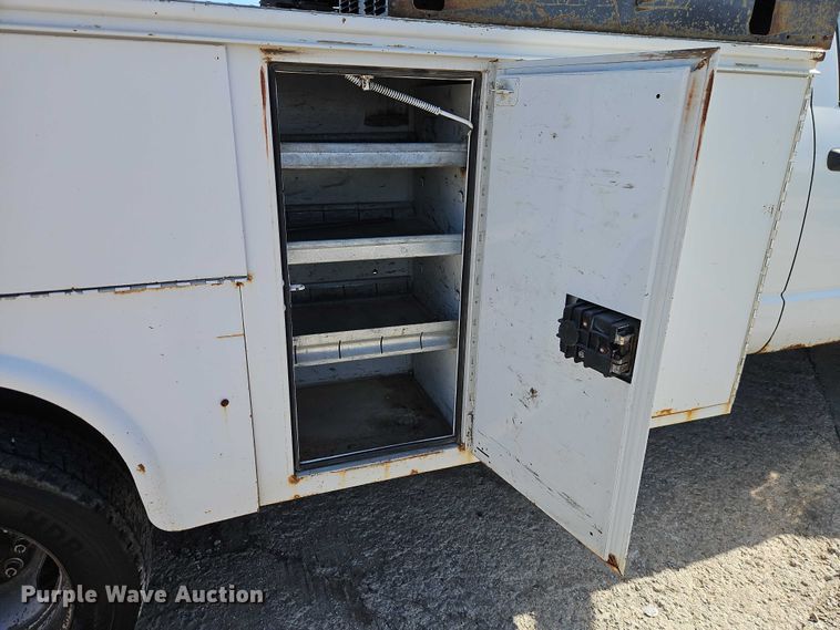 image for item EO7149 2008 Dodge Ram 5500 utility / service truck