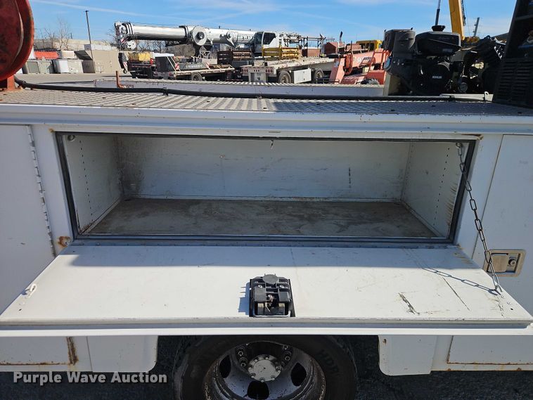 image for item EO7149 2008 Dodge Ram 5500 utility / service truck