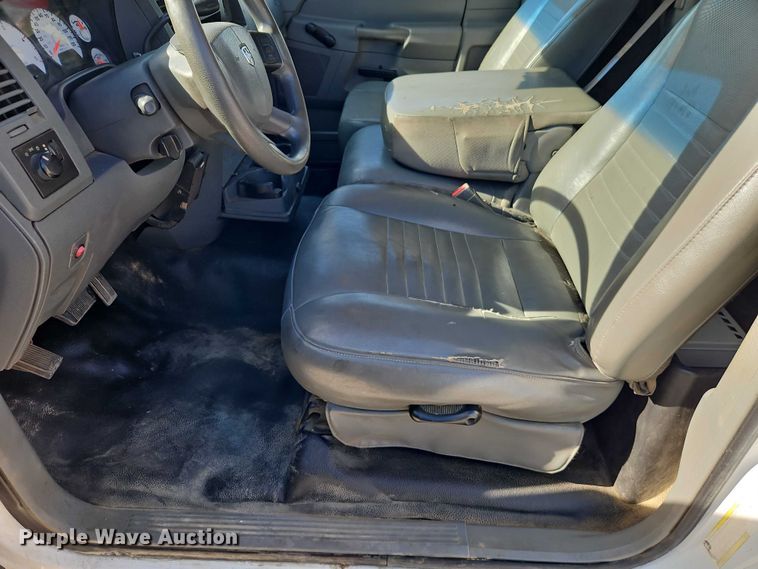 image for item EO7149 2008 Dodge Ram 5500 utility / service truck