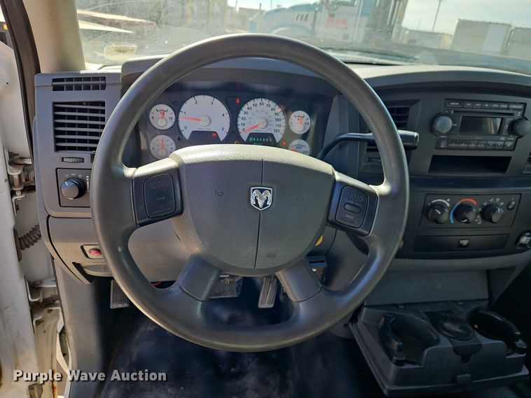 image for item EO7149 2008 Dodge Ram 5500 utility / service truck