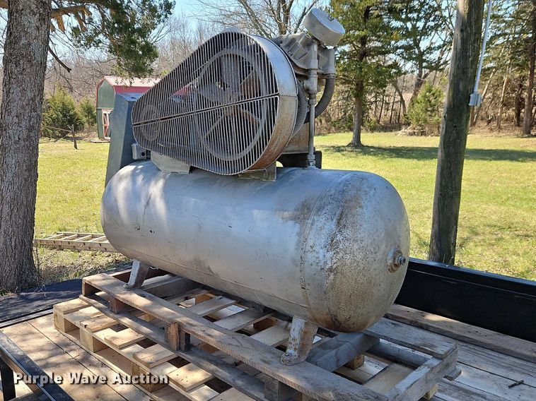 image for item EO7151 Campbell Hausfeld TK631221H air compressor