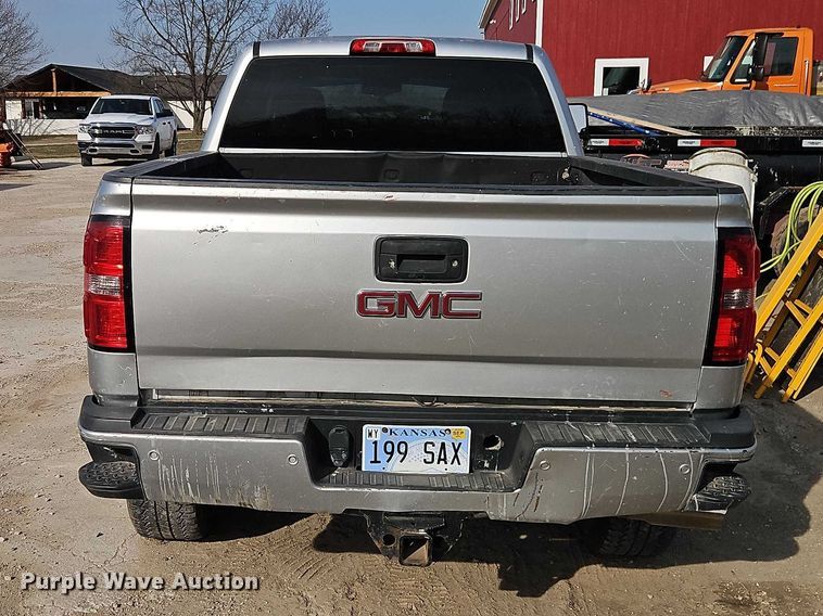 image for item EO7164 2015 GMC Sierra 2500HD Crew Cab pickup truck