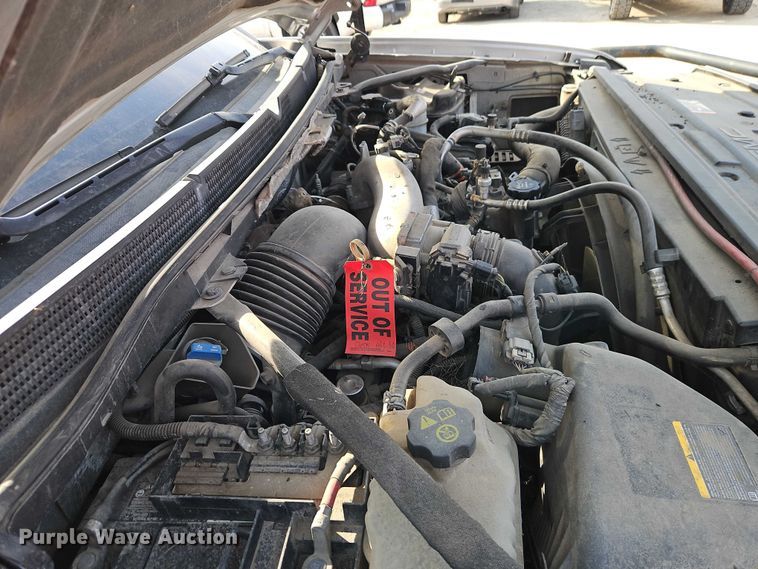 image for item EO7164 2015 GMC Sierra 2500HD Crew Cab pickup truck