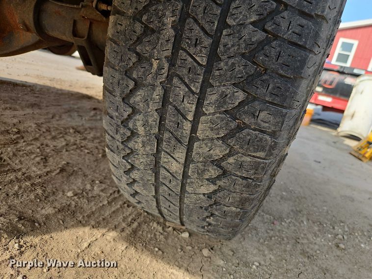 image for item EO7164 2015 GMC Sierra 2500HD Crew Cab pickup truck