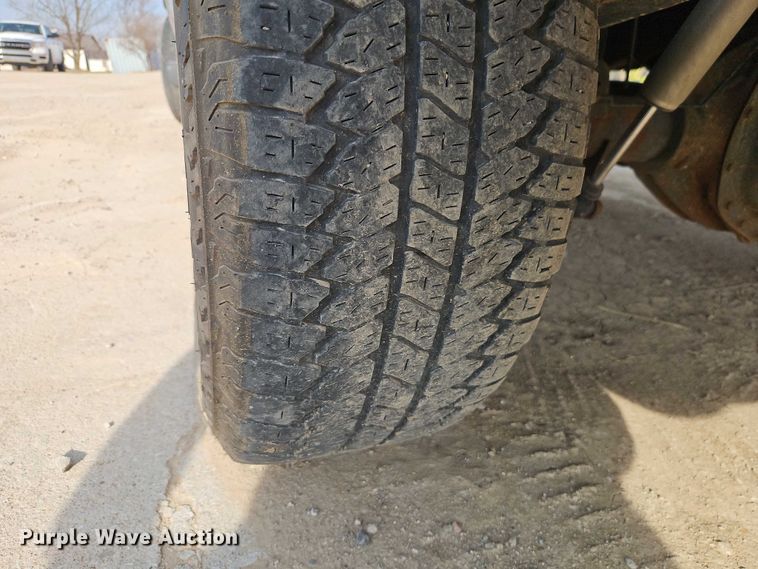 image for item EO7164 2015 GMC Sierra 2500HD Crew Cab pickup truck