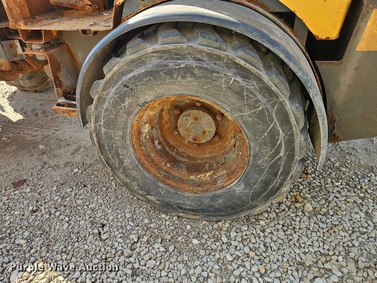 image for item EO7168 Gehl 540 wheel loader