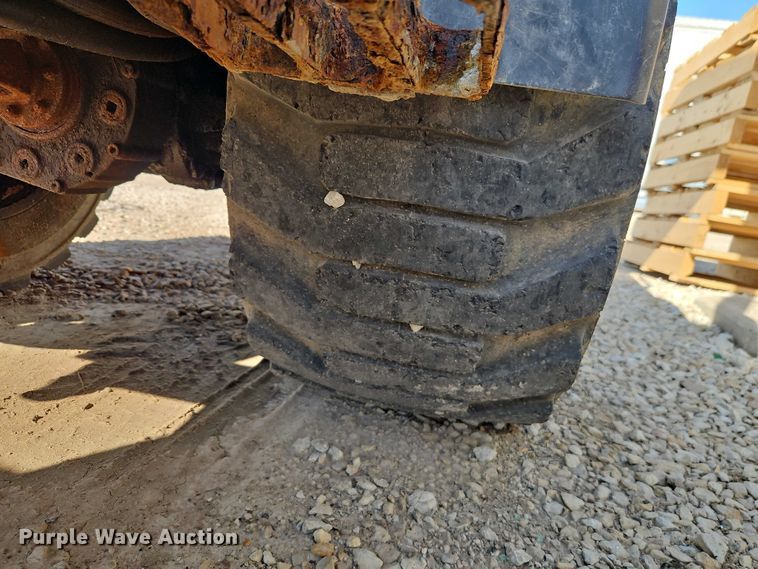 image for item EO7168 Gehl 540 wheel loader