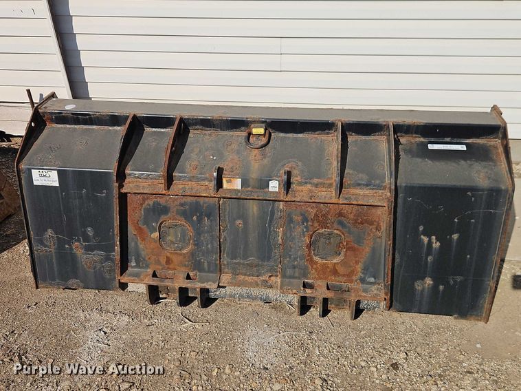 image for item EO7171 MDS wheel loader bucket