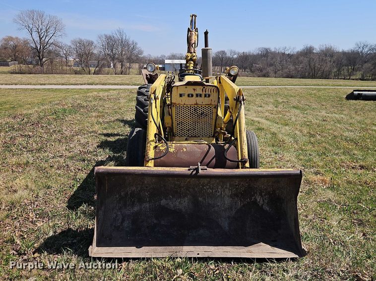 image for item EO7172 Ford 3550 tractor