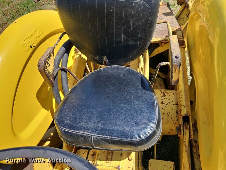 image for item EO7172 Ford 3550 tractor