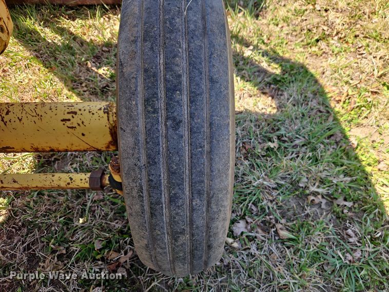 image for item EO7172 Ford 3550 tractor