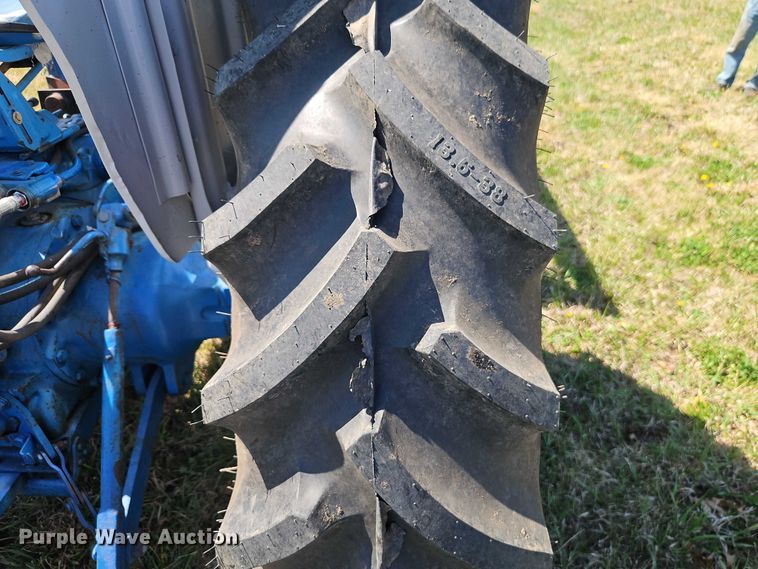 image for item EO7173 Ford 4000 tractor