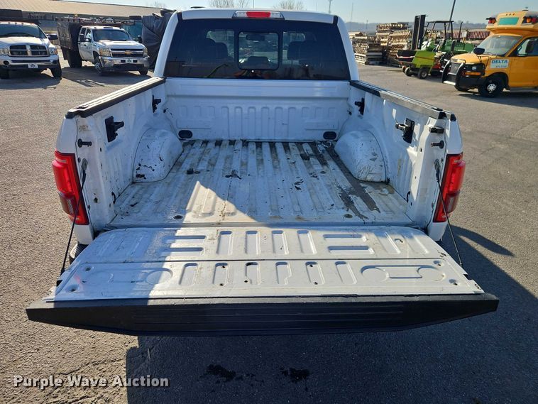 image for item EO7174 2015 Ford F150 Crew Cab pickup truck