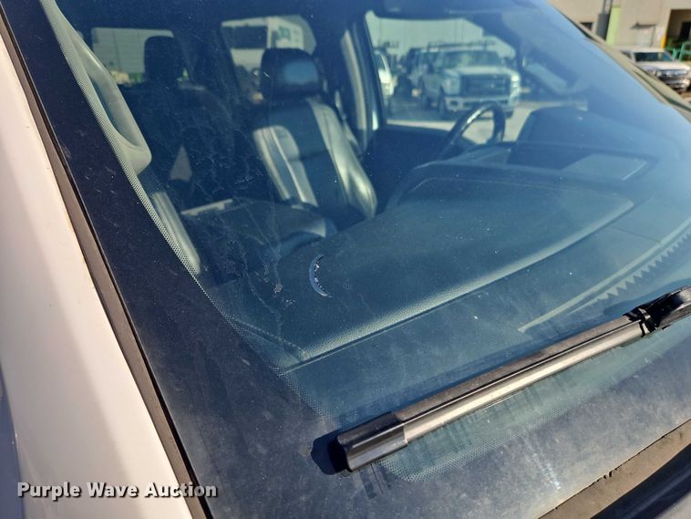 image for item EO7174 2015 Ford F150 Crew Cab pickup truck