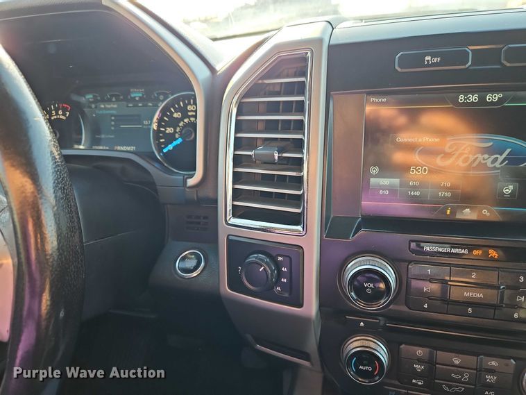 image for item EO7174 2015 Ford F150 Crew Cab pickup truck