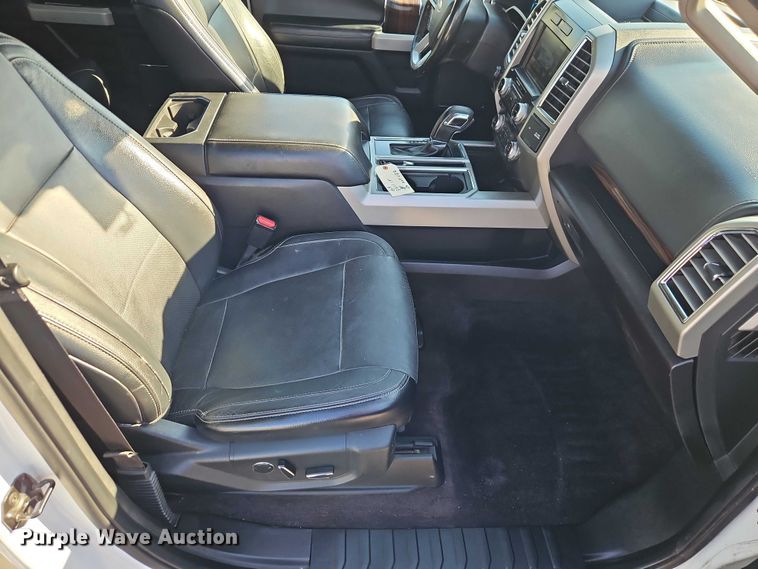 image for item EO7174 2015 Ford F150 Crew Cab pickup truck