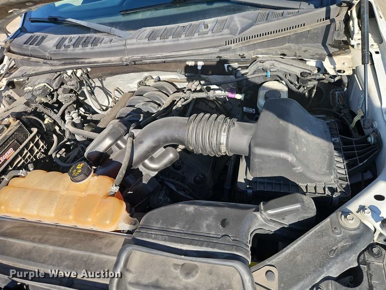 image for item EO7174 2015 Ford F150 Crew Cab pickup truck