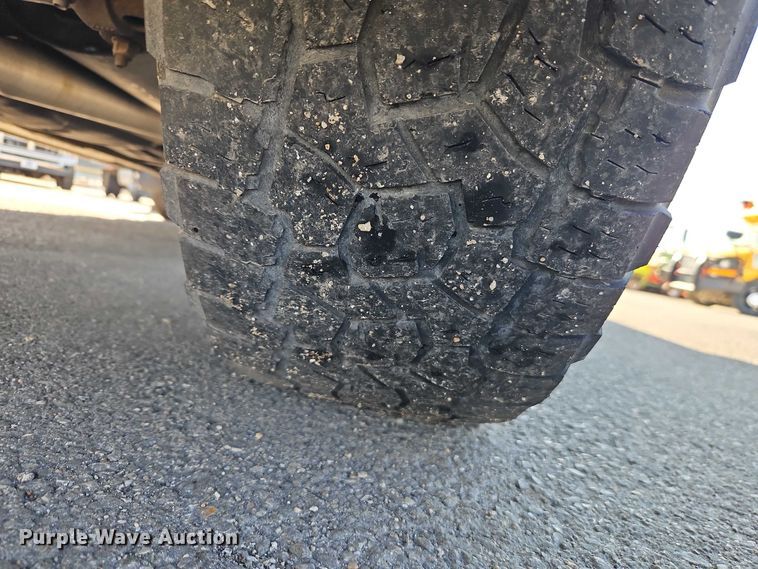 image for item EO7174 2015 Ford F150 Crew Cab pickup truck