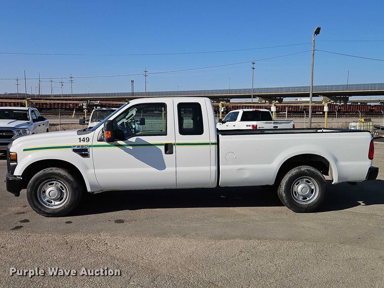 image for item EO7175 2010 Ford F250 Super Duty Ext. Cab pickup truck