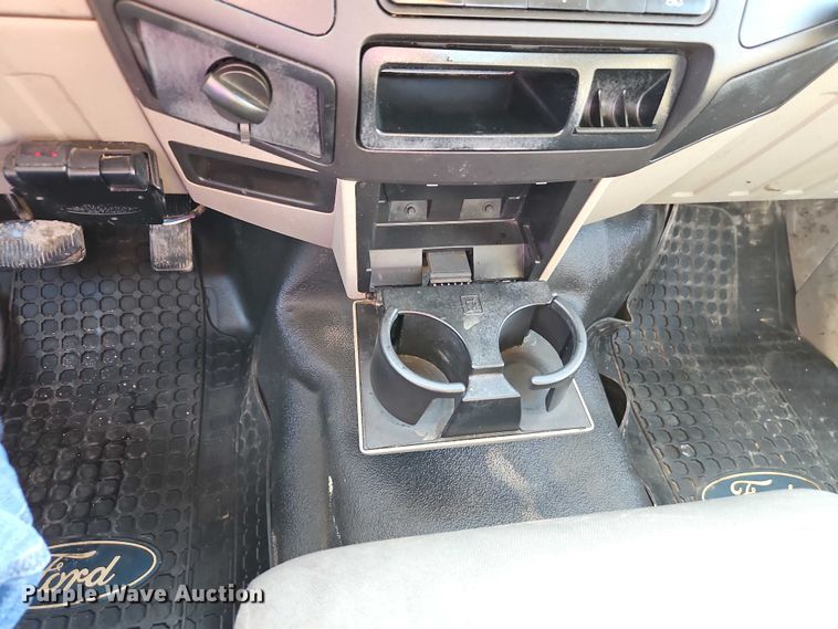 image for item EO7175 2010 Ford F250 Super Duty Ext. Cab pickup truck