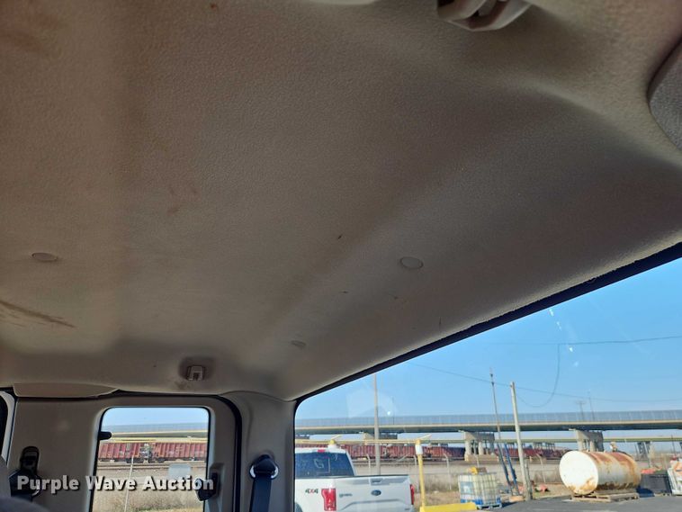 image for item EO7175 2010 Ford F250 Super Duty Ext. Cab pickup truck