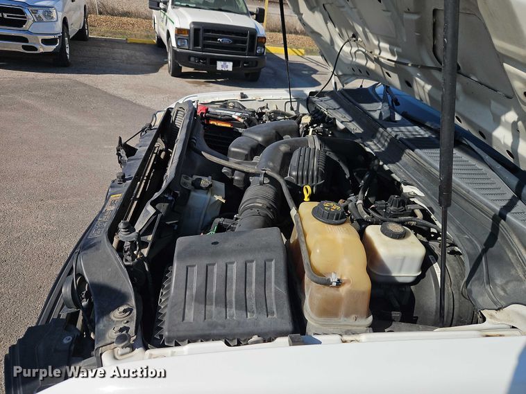 image for item EO7175 2010 Ford F250 Super Duty Ext. Cab pickup truck