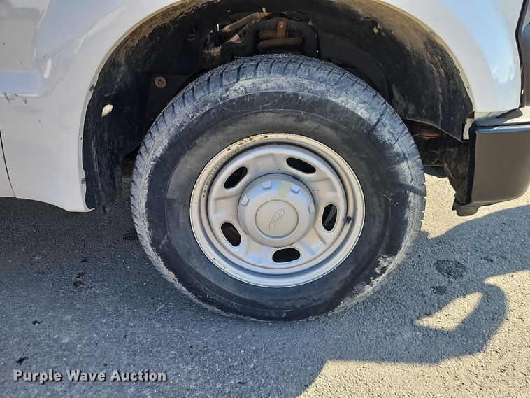 image for item EO7175 2010 Ford F250 Super Duty Ext. Cab pickup truck