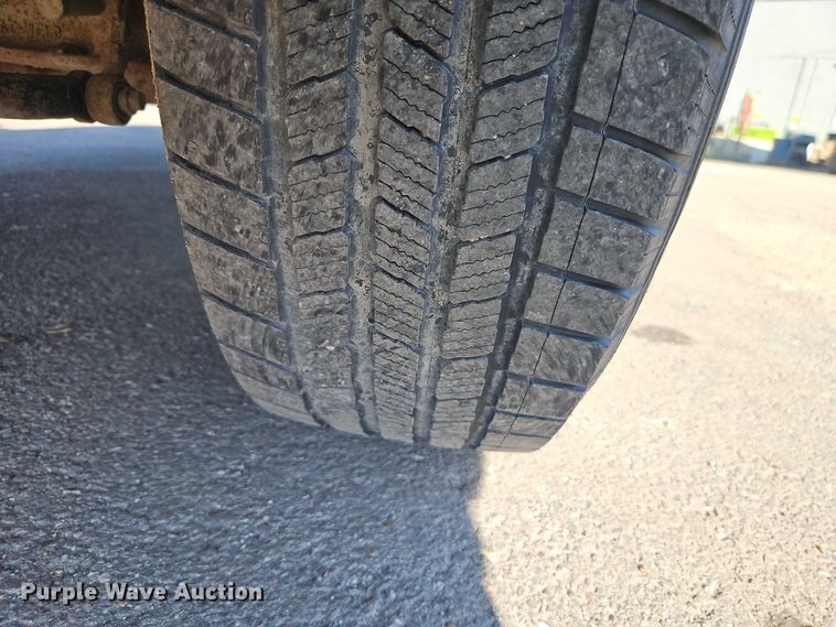 image for item EO7175 2010 Ford F250 Super Duty Ext. Cab pickup truck