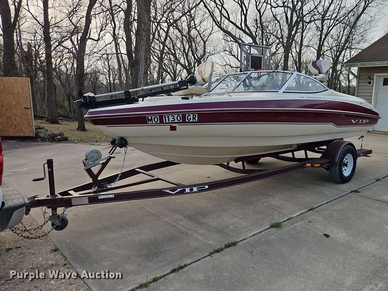 image for item EO7180 1999 VIP  Vision boat