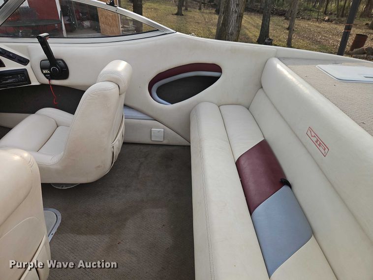 image for item EO7180 1999 VIP  Vision boat