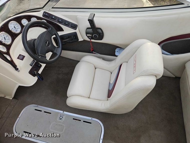 image for item EO7180 1999 VIP  Vision boat