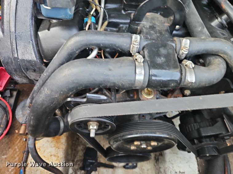 image for item EO7180 1999 VIP  Vision boat