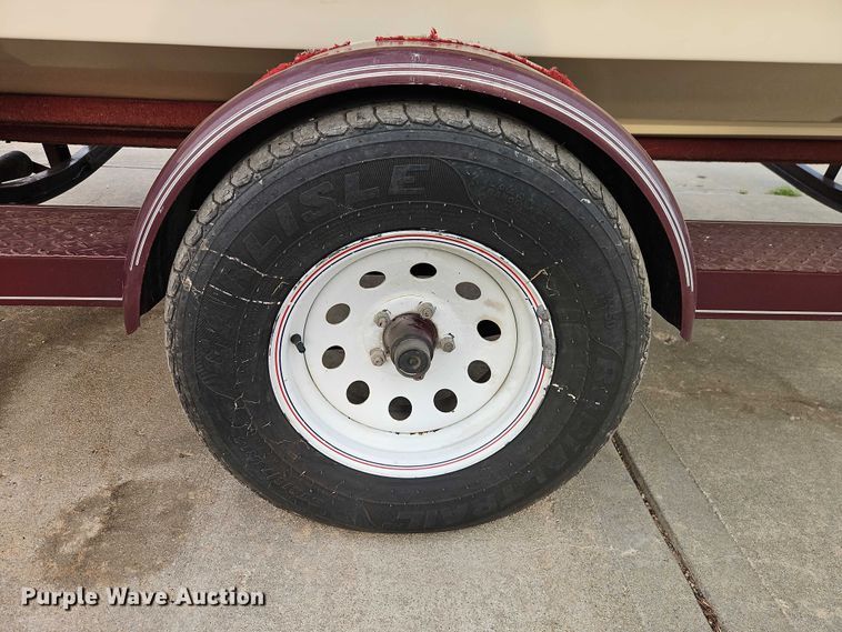 image for item EO7180 1999 VIP  Vision boat