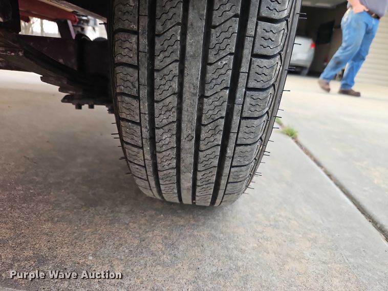 image for item EO7180 1999 VIP  Vision boat