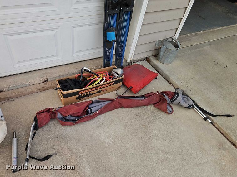 image for item EO7180 1999 VIP  Vision boat