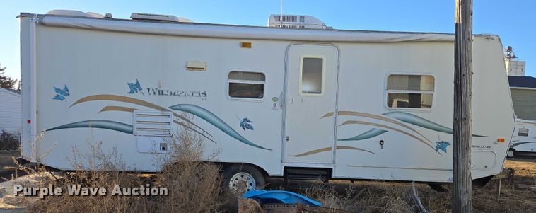 image for item ES2876 2000 Fleetwood Wilderness camper