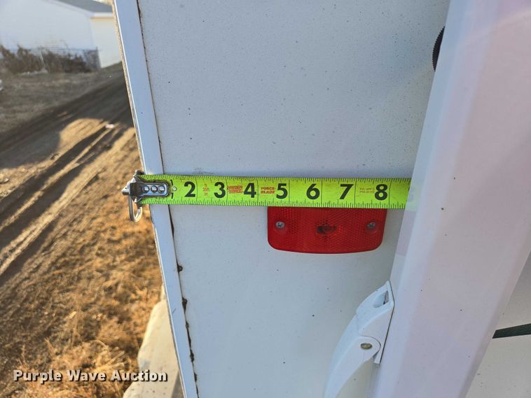 image for item ES2876 2000 Fleetwood Wilderness camper