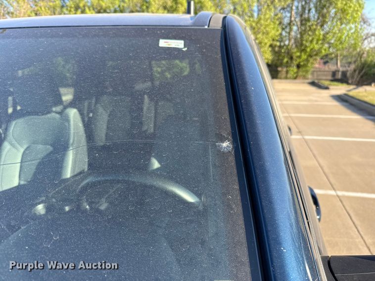 image for item ES5781 2022 RAM 1500 Crew Cab pickup truck