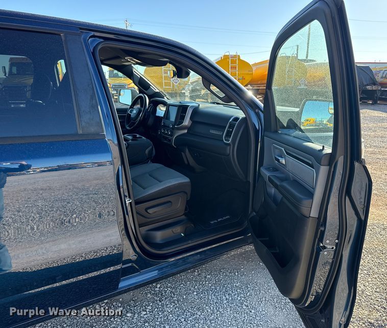 image for item ES5781 2022 RAM 1500 Crew Cab pickup truck