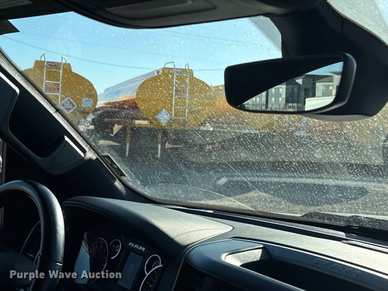 image for item ES5781 2022 RAM 1500 Crew Cab pickup truck