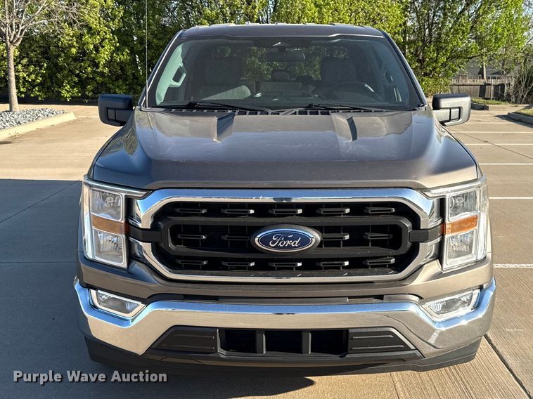 image for item ES5806 2022 Ford F150 Crew Cab pickup truck