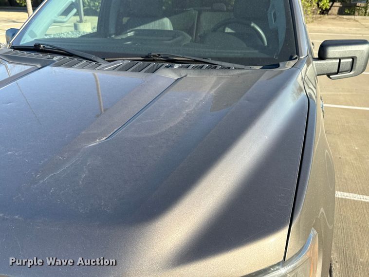 image for item ES5806 2022 Ford F150 Crew Cab pickup truck