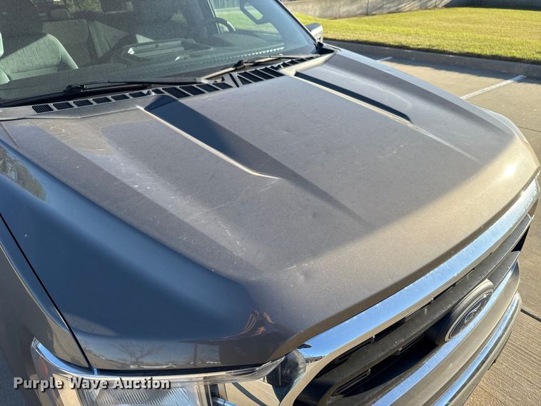 image for item ES5806 2022 Ford F150 Crew Cab pickup truck