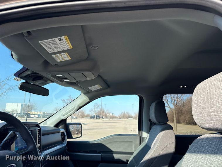 image for item ES5806 2022 Ford F150 Crew Cab pickup truck