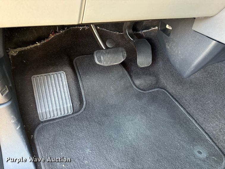 image for item ES5806 2022 Ford F150 Crew Cab pickup truck