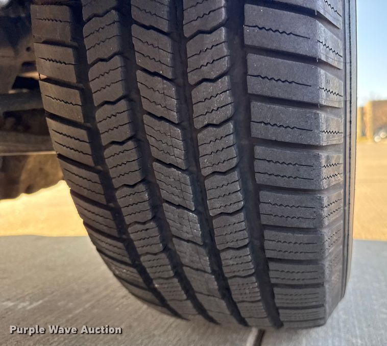 image for item ES5806 2022 Ford F150 Crew Cab pickup truck