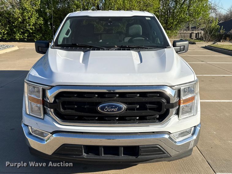 image for item ES5808 2022 Ford F150 Crew Cab pickup truck