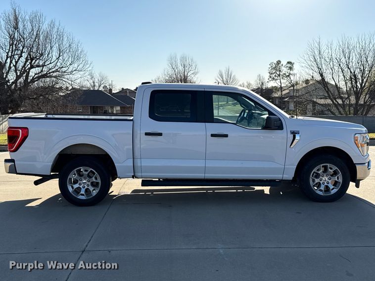 image for item ES5808 2022 Ford F150 Crew Cab pickup truck